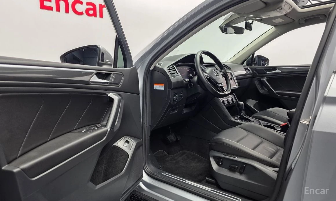 VW Tiguan Allspace, снимка 10 - Автомобили и джипове - 54719340