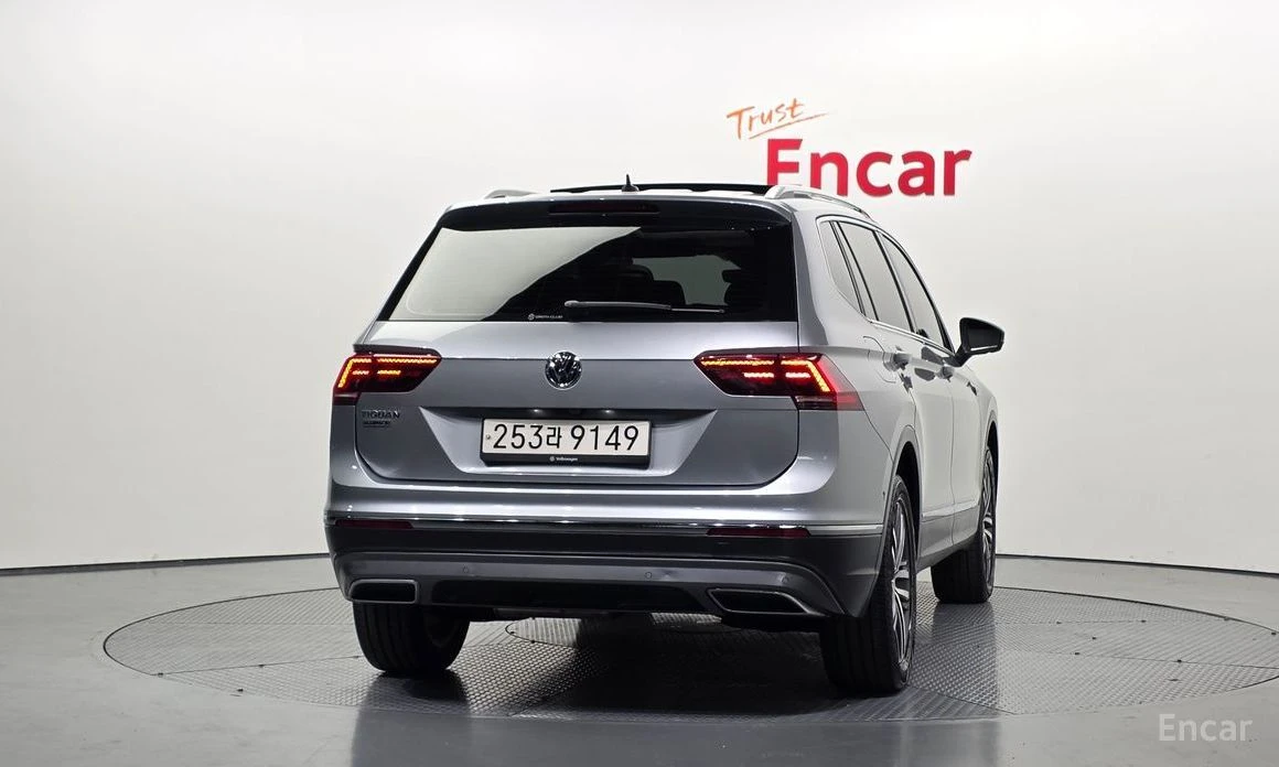 VW Tiguan Allspace, снимка 4 - Автомобили и джипове - 54719340
