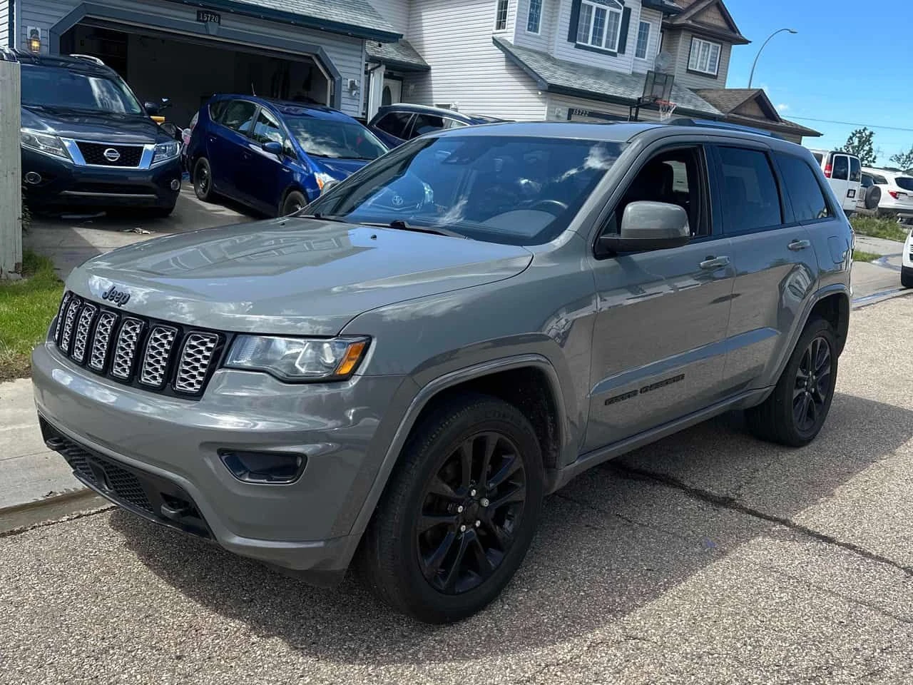 Jeep Grand cherokee Altitude | CARFAX | БЕЗ ПЪРВОНАЧАЛНА ВНОСКА