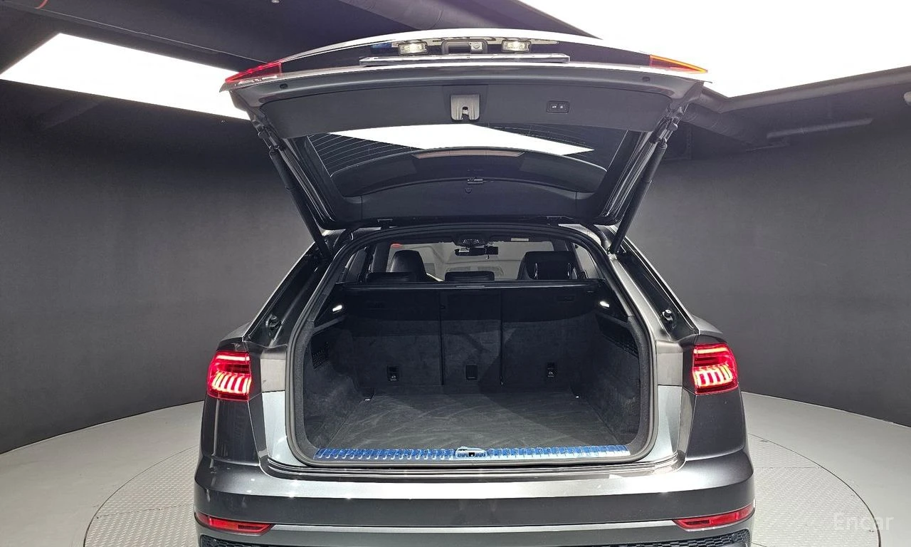 Audi Q8 50 TDI* B&O* HEAD UP* МАСАЖ* ОБДУХ* КРАЙНА ЦЕНА, снимка 7 - Автомобили и джипове - 55823039