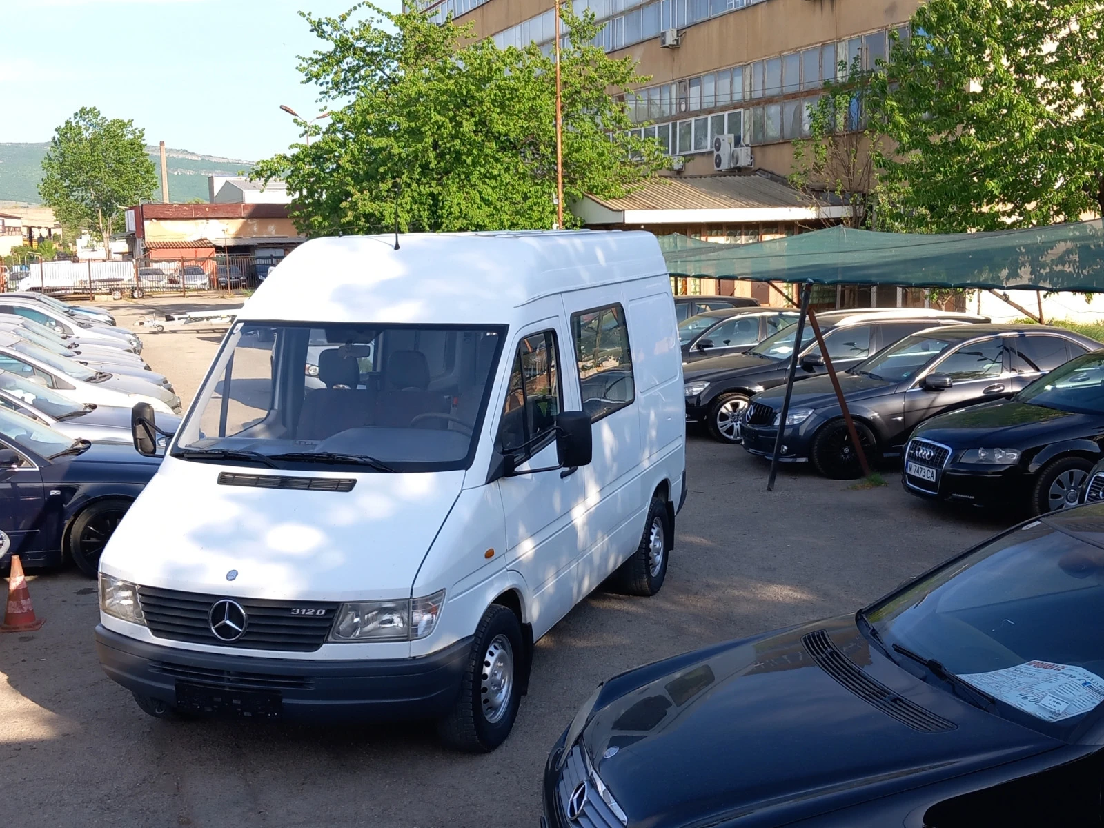 Mercedes-Benz Sprinter 312 2.9Td - изображение 9