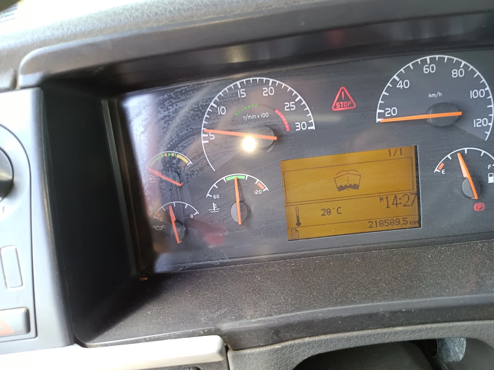 Volvo Fh 12, снимка 15 - Камиони - 54970588