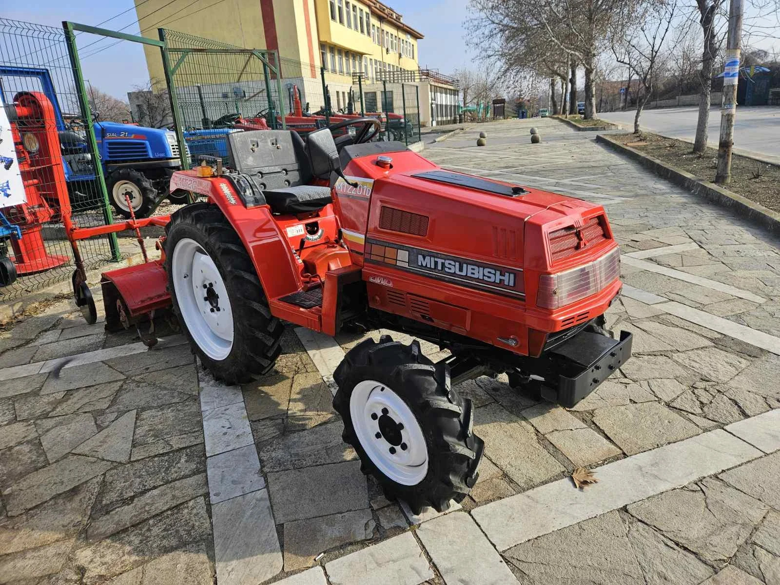  Mitsubishi MT-20, 4x4 | Mobile.bg   1