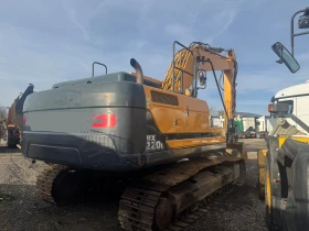      Hyundai HX 220 L 