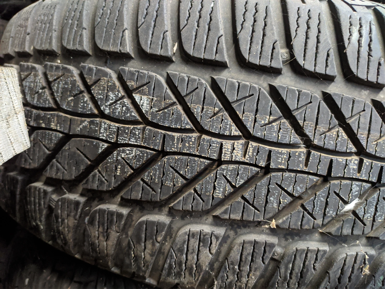 ���� 215/60R16 | Mobile.bg � ����������� 3