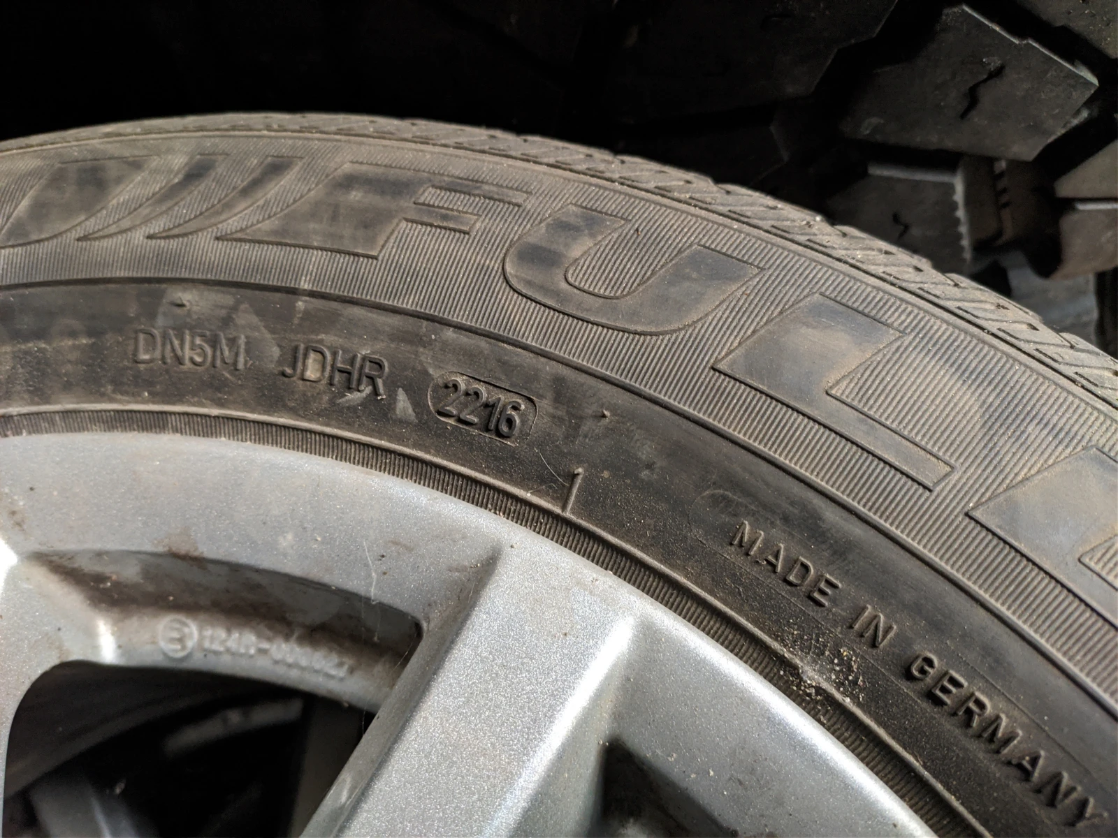 ���� 215/60R16 | Mobile.bg � ����������� 6