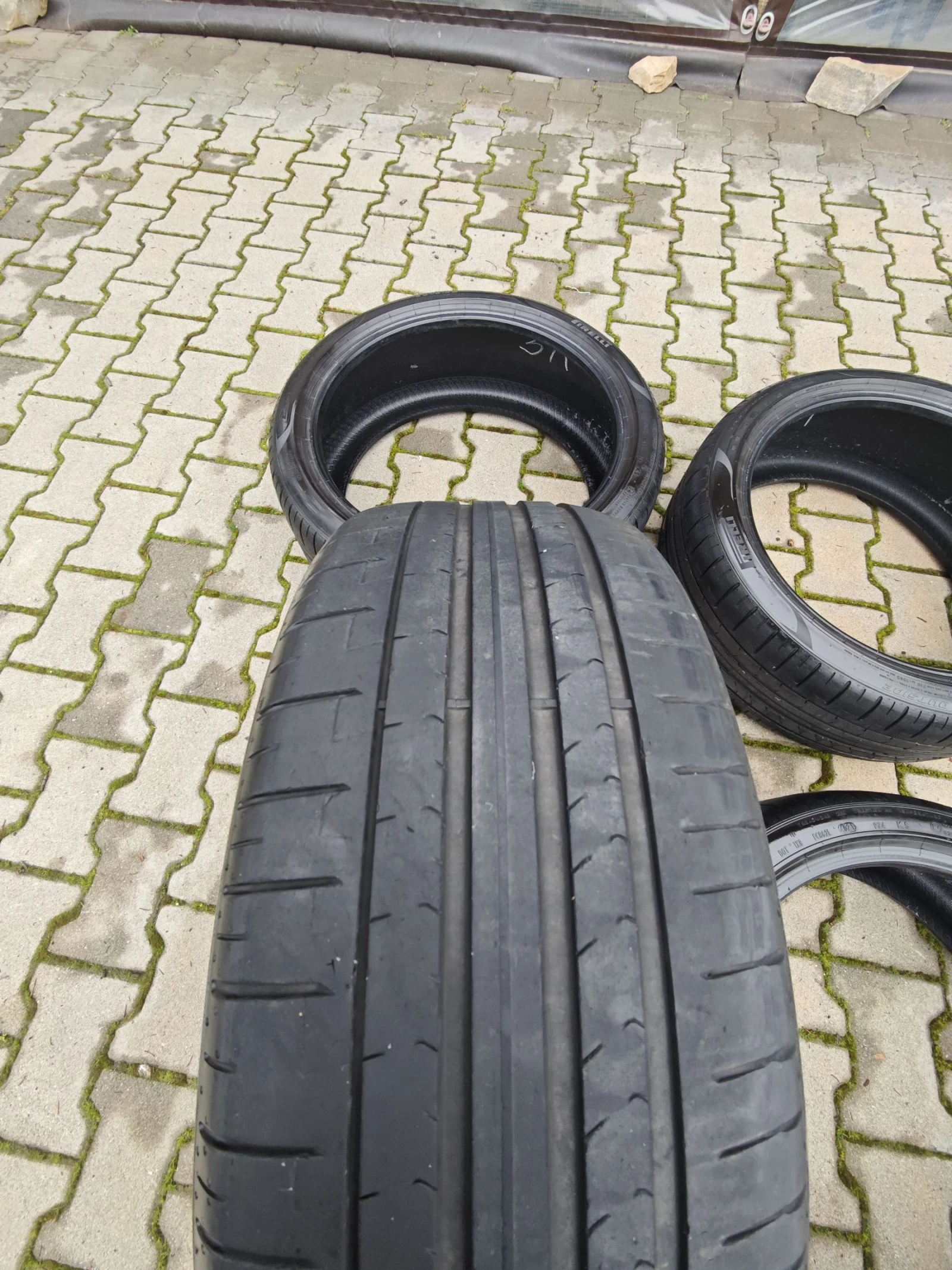 ���� 235/40R19 | Mobile.bg � ����������� 10