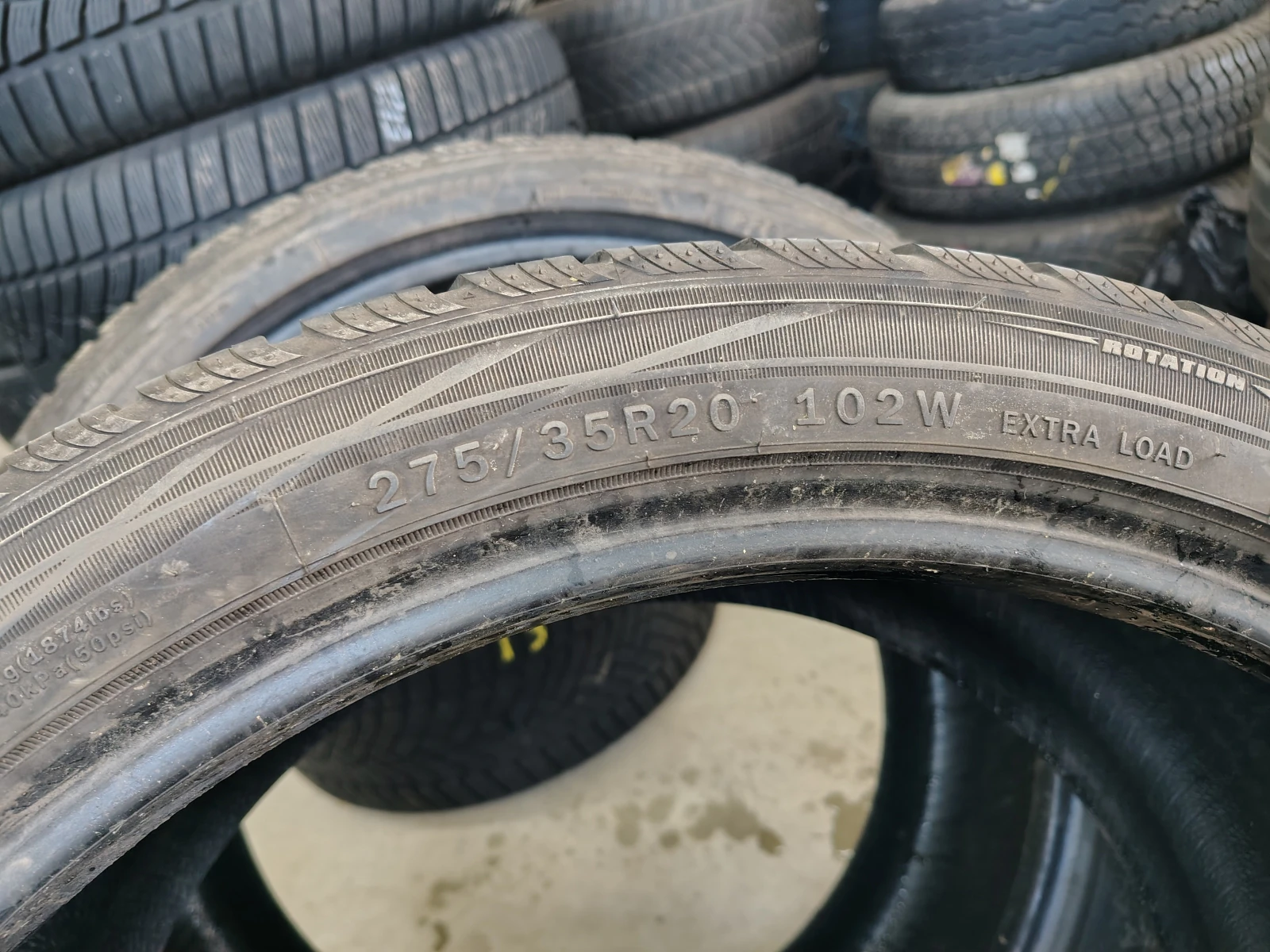 Гуми Всесезонни 275/35R20, снимка 5 - Гуми и джанти - 55843956