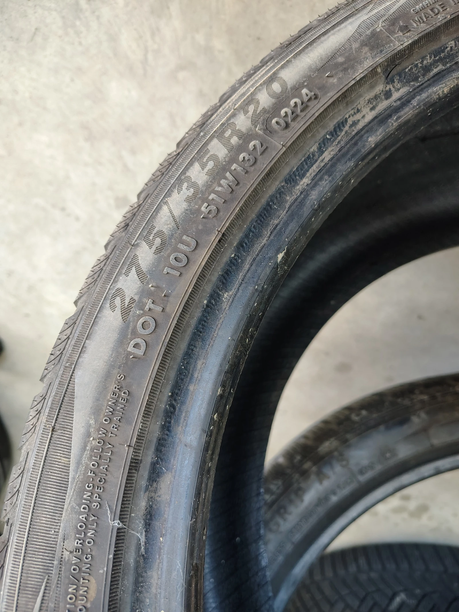Гуми Всесезонни 275/35R20, снимка 7 - Гуми и джанти - 55843956