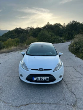 Обява за продажба на Ford Fiesta 1.4-96кс.Климатроник ~6 200 лв. - изображение 1
