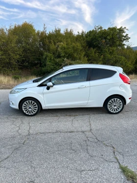 Обява за продажба на Ford Fiesta 1.4-96кс.Климатроник ~6 200 лв. - изображение 2
