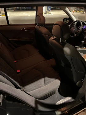 Mercedes-Benz E 220, снимка 9