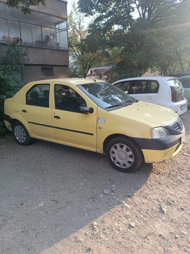 Dacia Logan Климатик 1.4, снимка 2 - Автомобили и джипове - 45782365