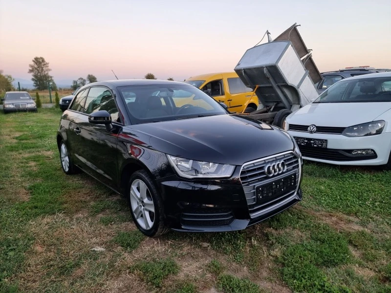 Audi A1 1.0TFSI, снимка 2 - Автомобили и джипове - 42436249