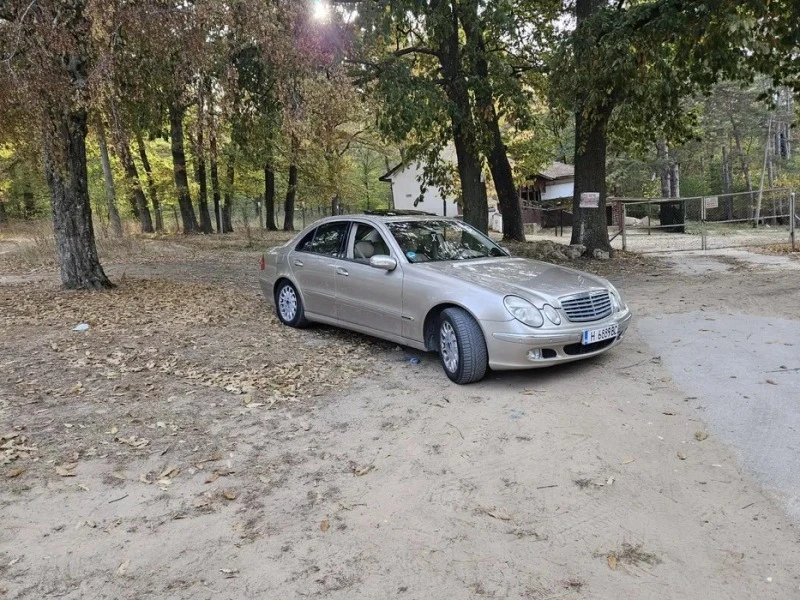 Mercedes-Benz E 240 w211 2.6, снимка 7 - Автомобили и джипове - 46401125