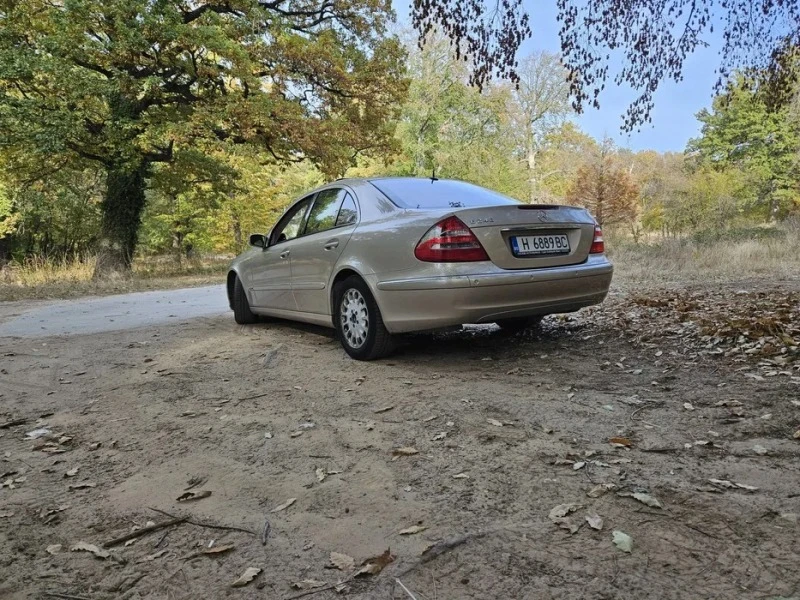 Mercedes-Benz E 240 w211 2.6, снимка 6 - Автомобили и джипове - 46401125