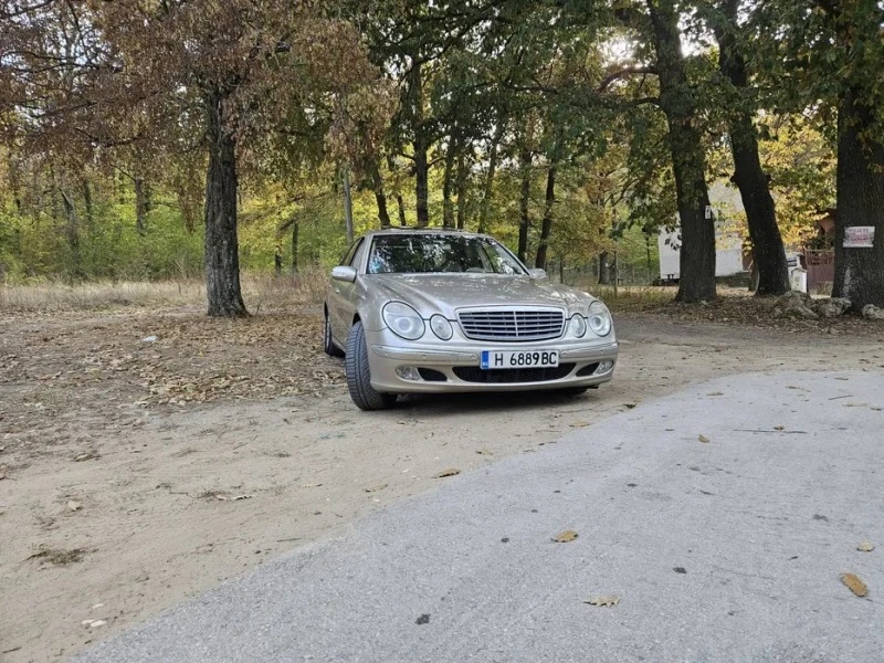 Mercedes-Benz E 240 w211 2.6, снимка 2 - Автомобили и джипове - 46401125