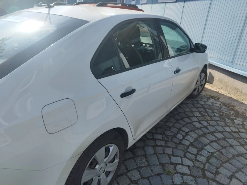 Skoda Rapid, снимка 4 - Автомобили и джипове - 47859943