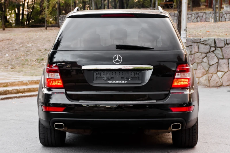 Mercedes-Benz ML 550 * Sport* 388hp LPG, снимка 6 - Автомобили и джипове - 47785846