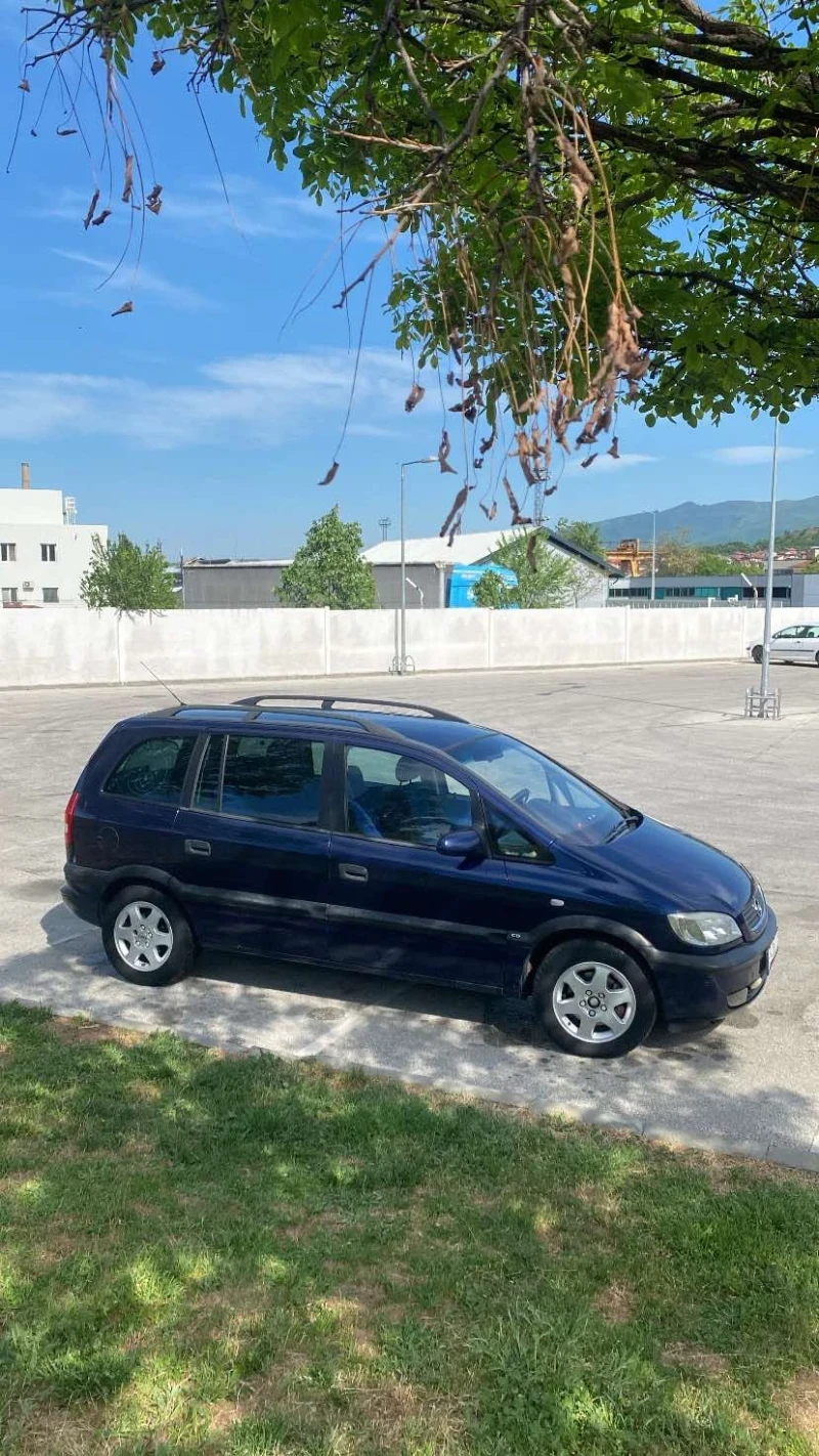 Opel Zafira, снимка 5 - Автомобили и джипове - 48754157