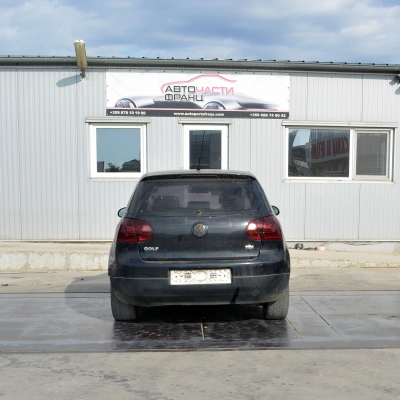 VW Golf 1.9 TDI, снимка 4 - Автомобили и джипове - 51242790