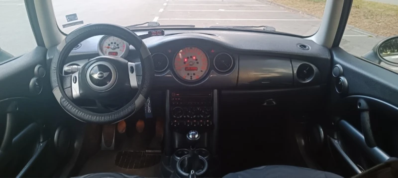 Mini One, снимка 10 - Автомобили и джипове - 52449031