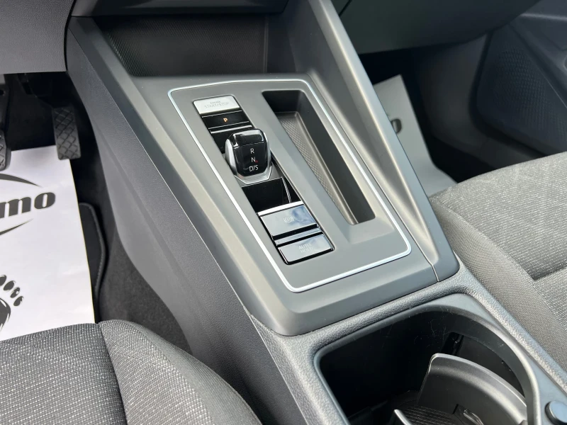 VW Golf 8* 1.0 ETSI* Life* 110cv* DSG* , снимка 9 - Автомобили и джипове - 52481422