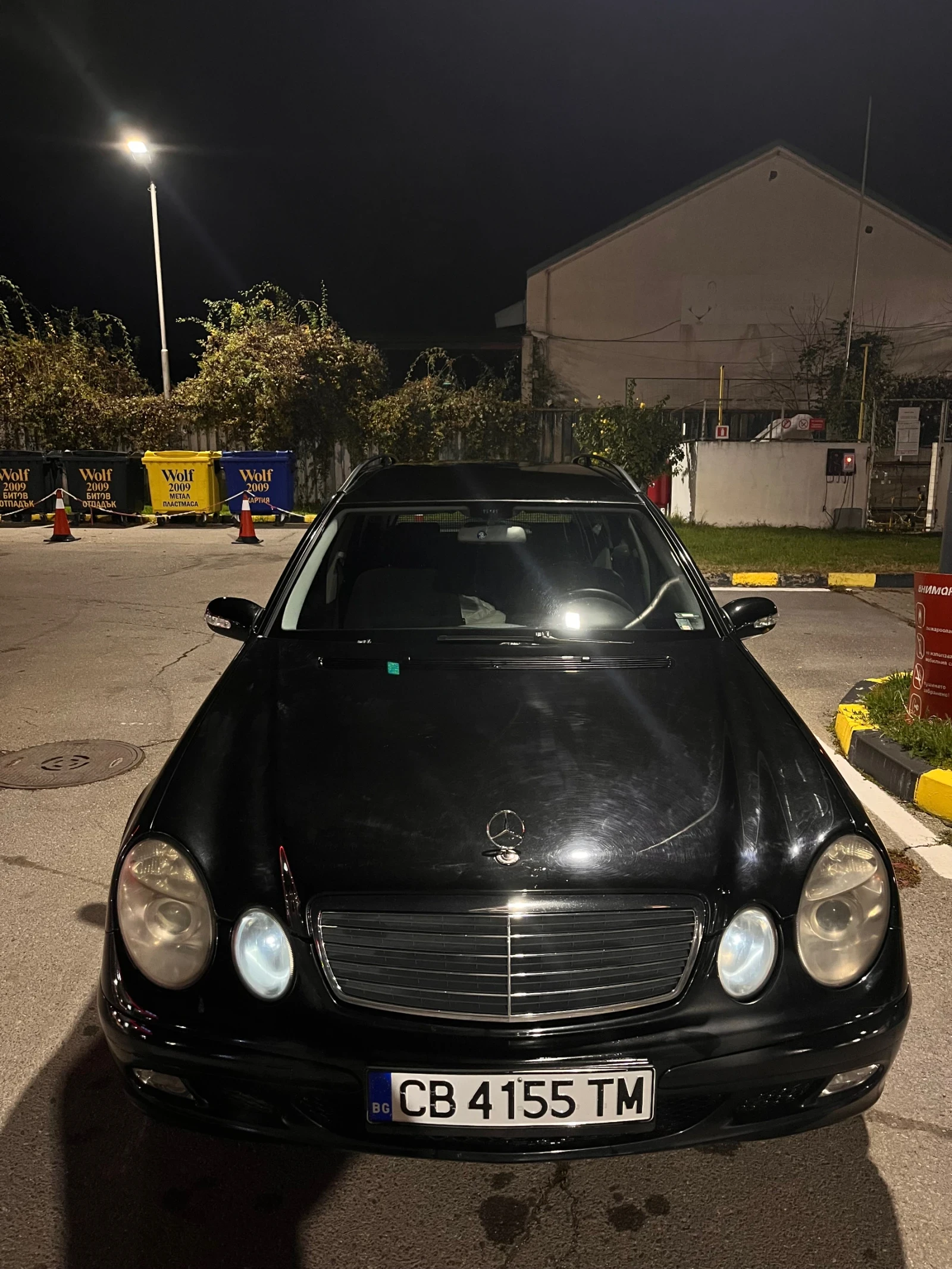 Mercedes-Benz E 220, снимка 1