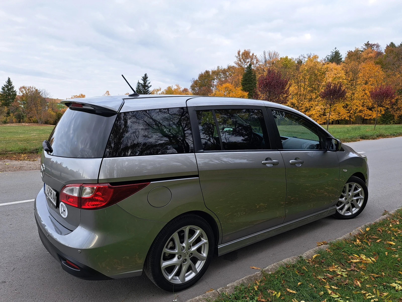 Mazda 5  - изображение 4