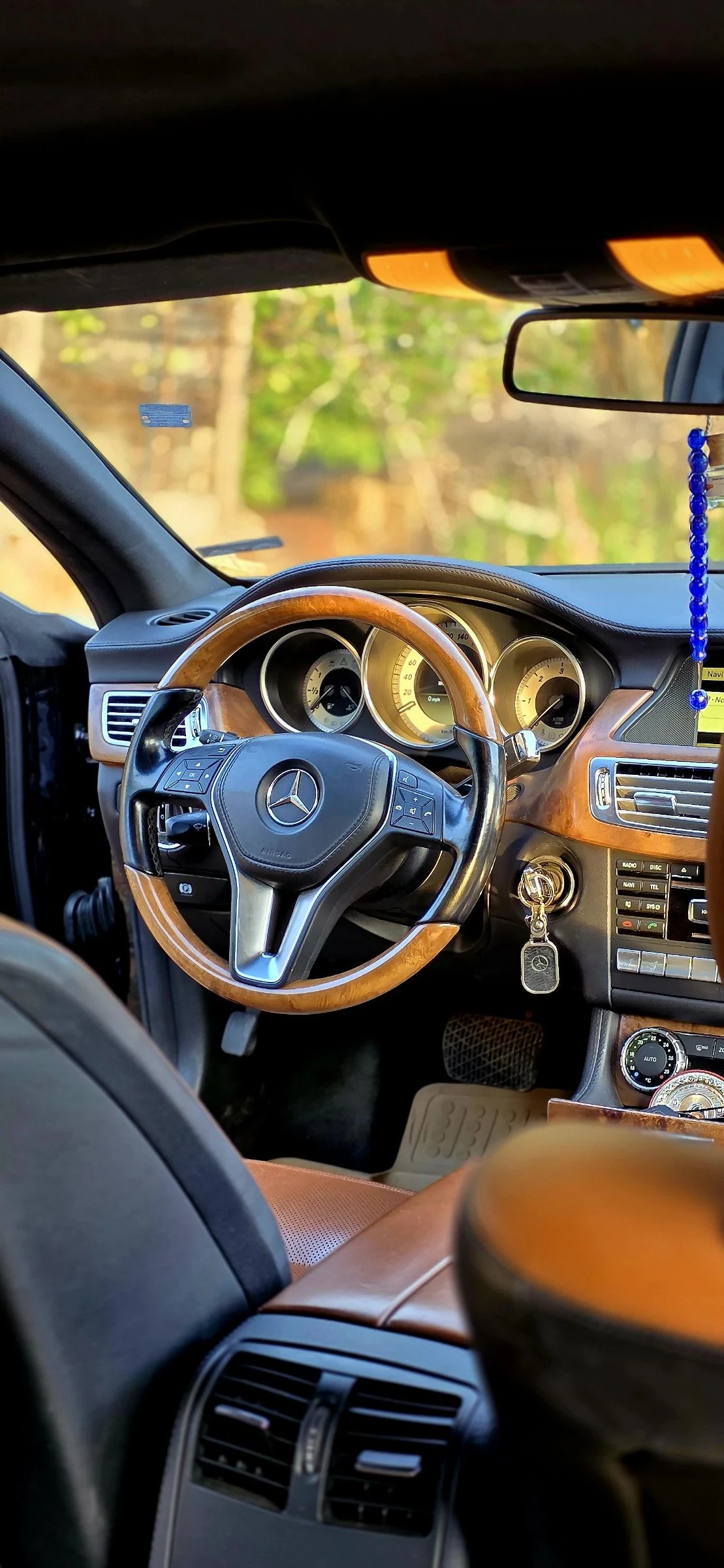 Mercedes-Benz CLS 350 4MATIC - изображение 8
