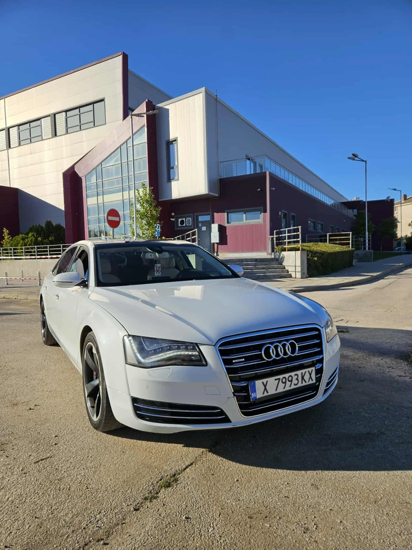 Audi A8 A8 Long - изображение 2