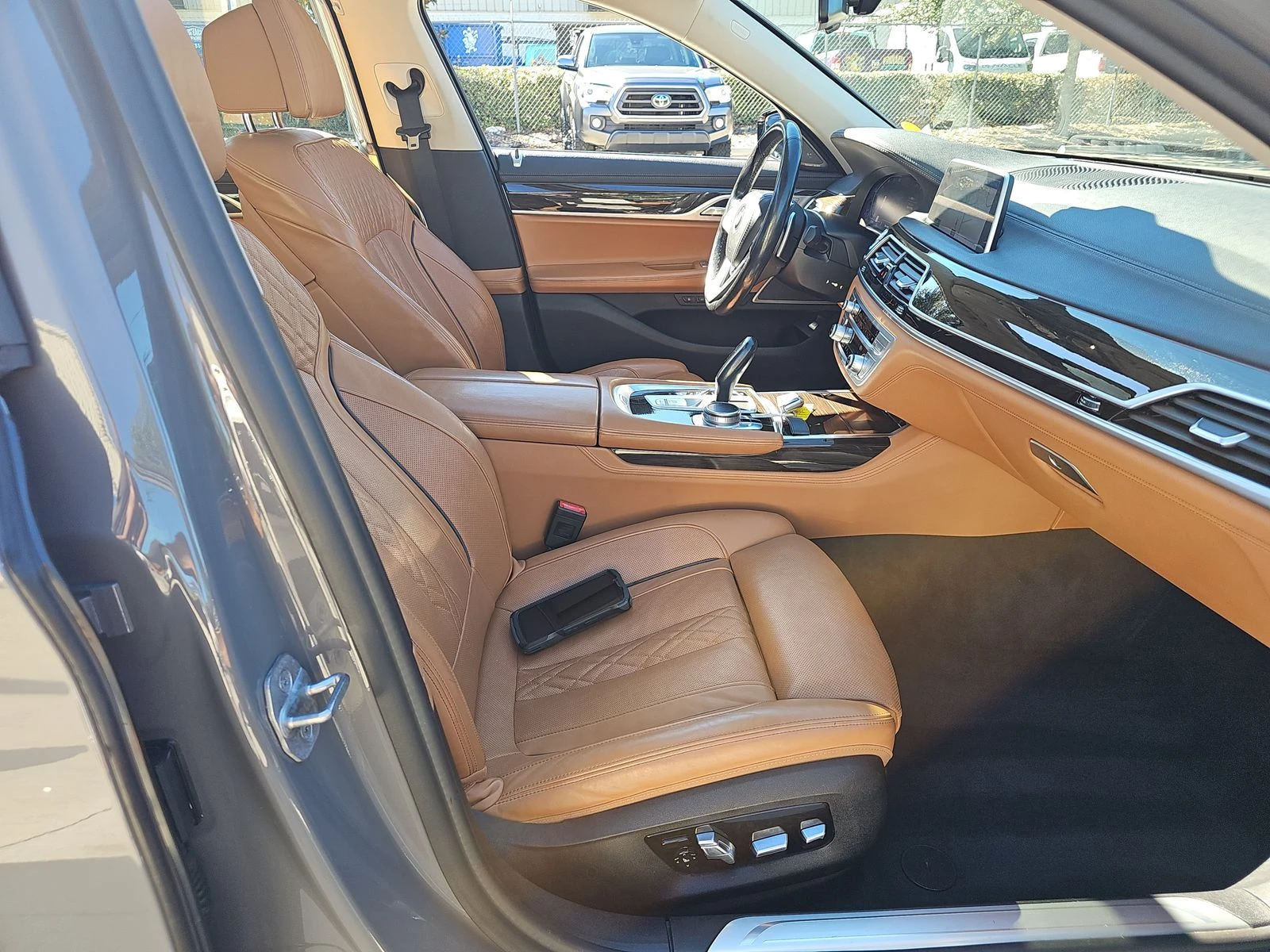 BMW 740 i /DIGITAL/HEAD-UP/ HARMAN-KARDON | Mobile.bg   12