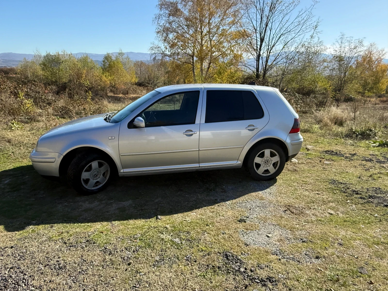 VW Golf 1.9 TDI 101 помпа дюза - изображение 5