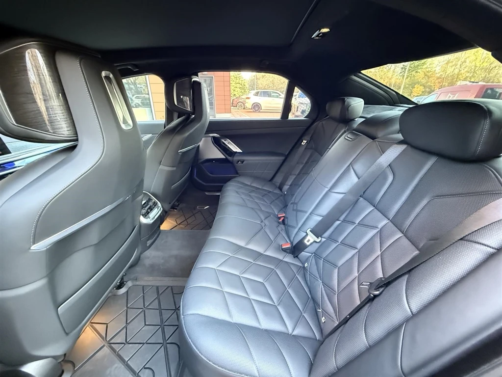 BMW 760 e xDrive  | Mobile.bg   12