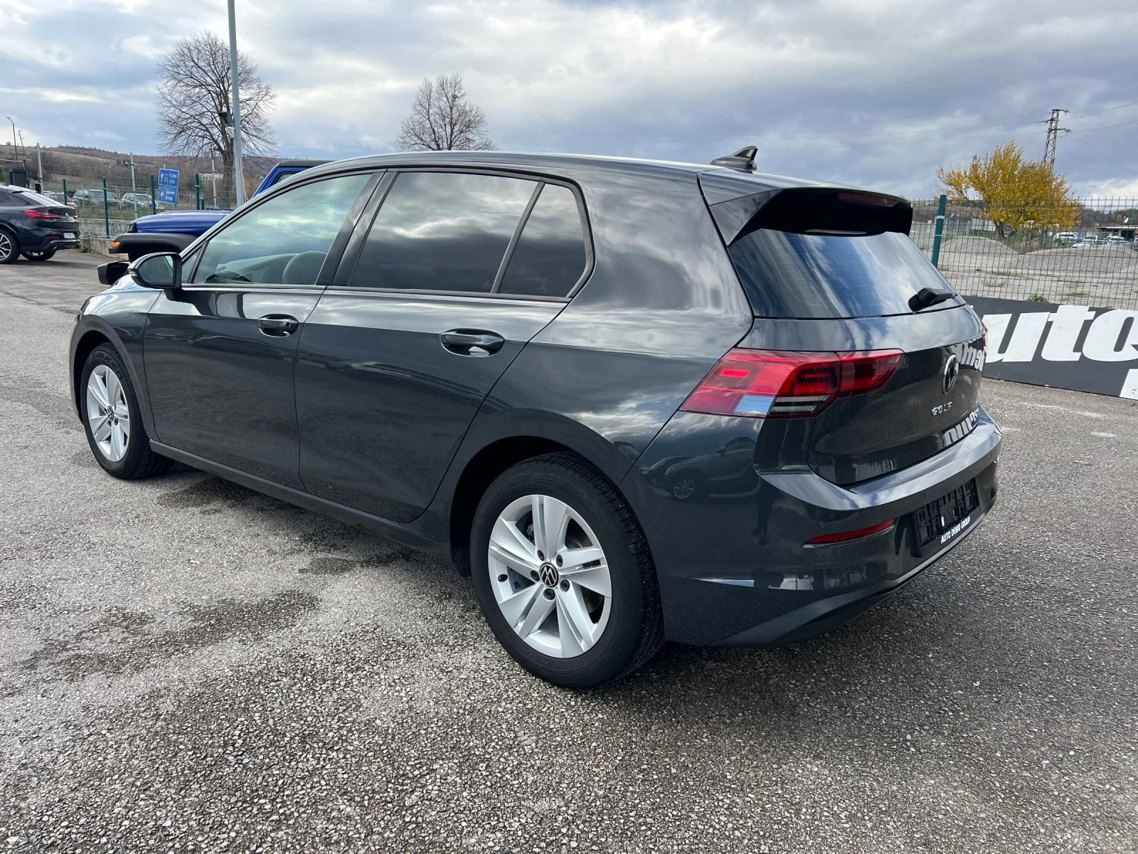 VW Golf 8* 1.0 ETSI* Life* 110cv* DSG*  - изображение 5