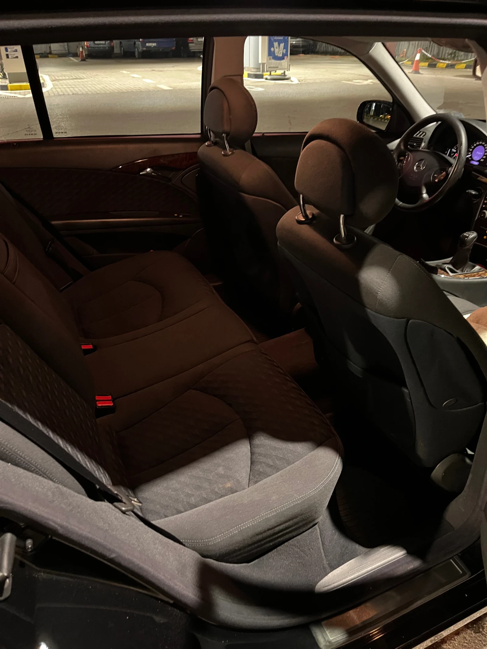 Mercedes-Benz E 220  - изображение 9