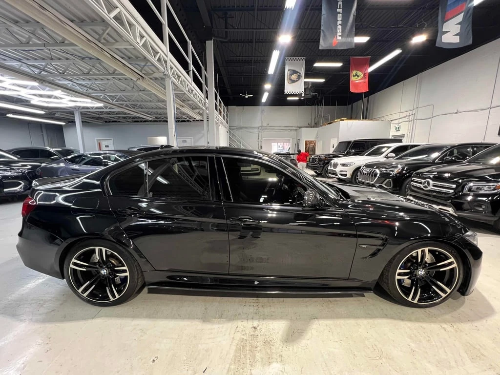 BMW M3 * 4dr Sdn * CARFAX * БЕЗ ПЪРВОНАЧАЛНА ВНОСКА - изображение 3