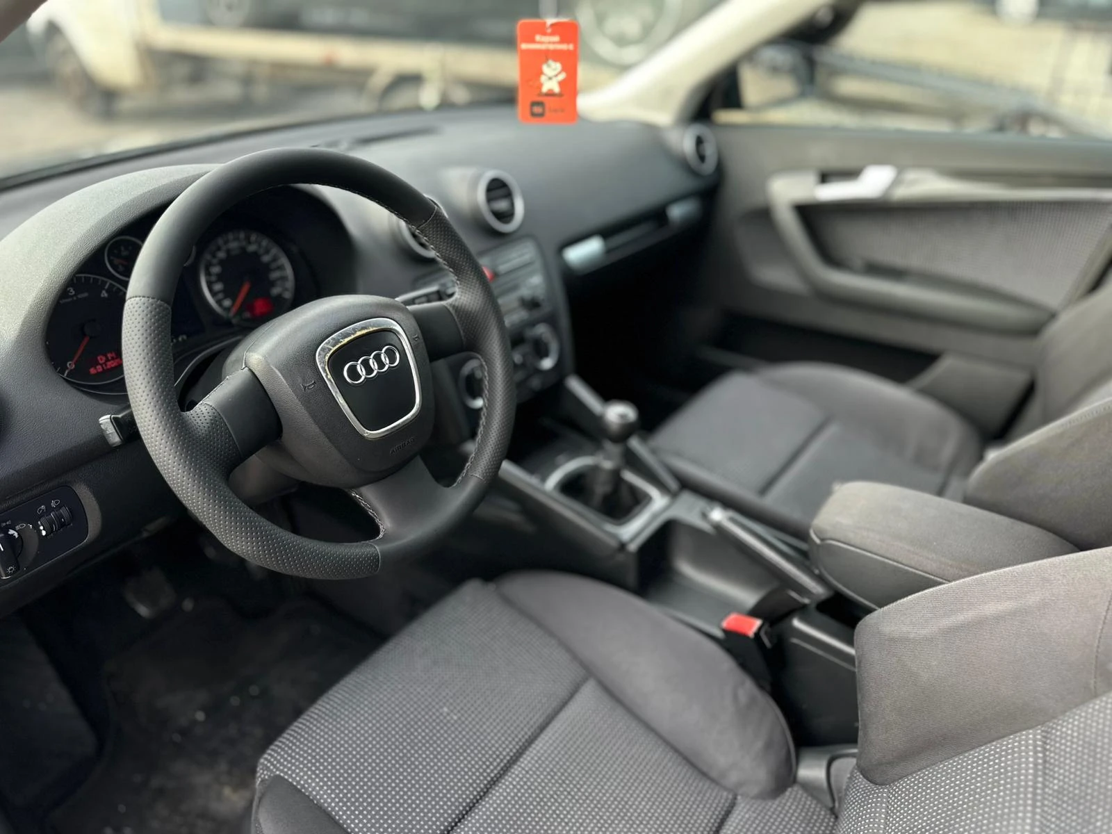 Audi A3 / 2.0 TDI / SPORTBACK / - изображение 9