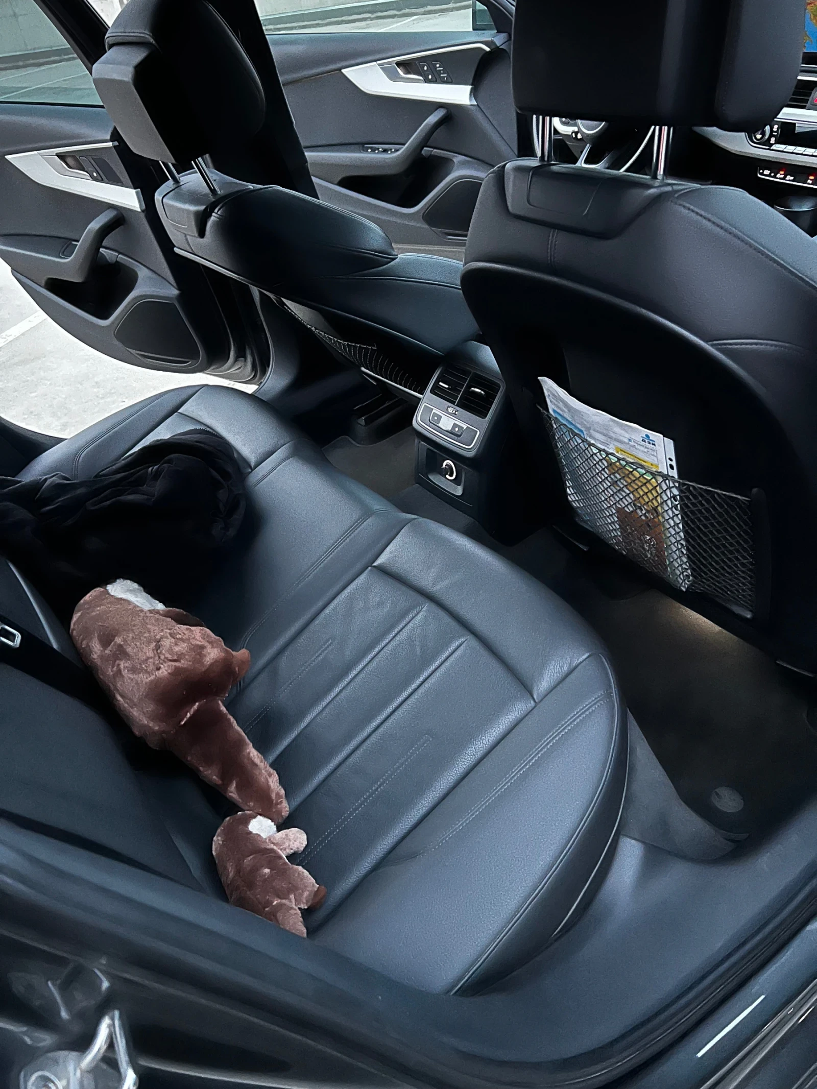 Audi A4 2.0 TFSI QUATTRO 3xS-line - изображение 6