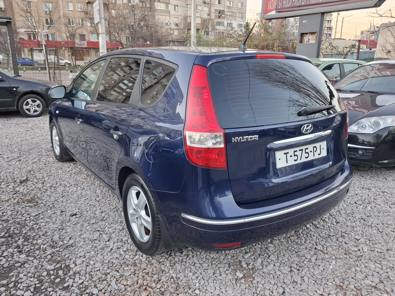 Hyundai I30 1.4benzin* * ХОЛАНДИЯ, снимка 5 - Автомобили и джипове - 53644221