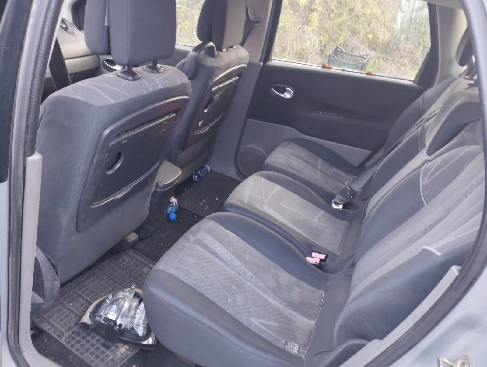 Renault Scenic, снимка 8 - Автомобили и джипове - 53861853