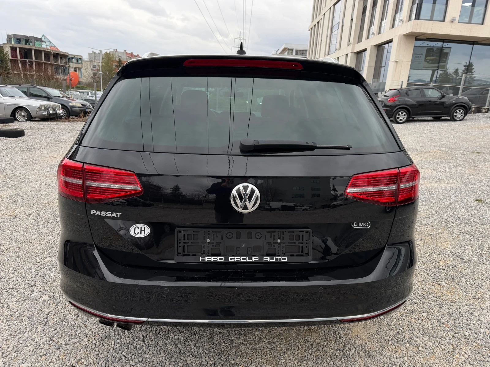 VW Passat 2.0 TDI 4Motion 190 к.с. Автоматик Швейцария , снимка 6 - Автомобили и джипове - 54025899