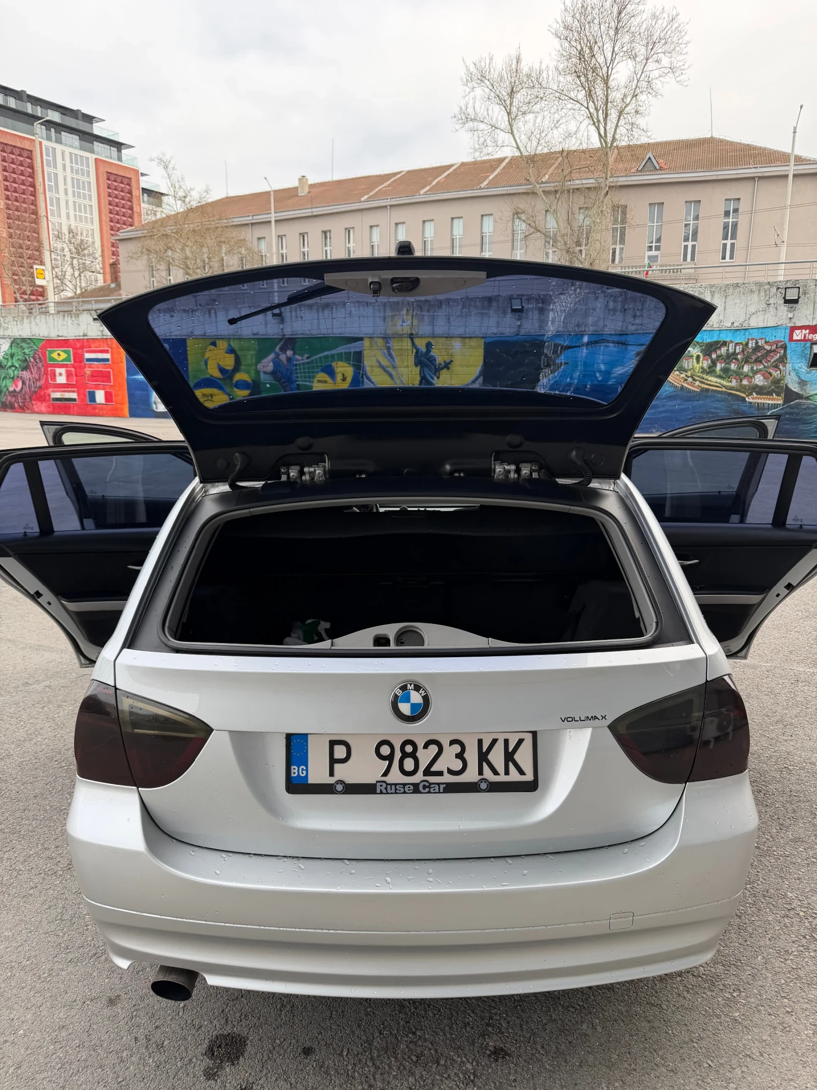 BMW 320, снимка 10 - Автомобили и джипове - 54181179