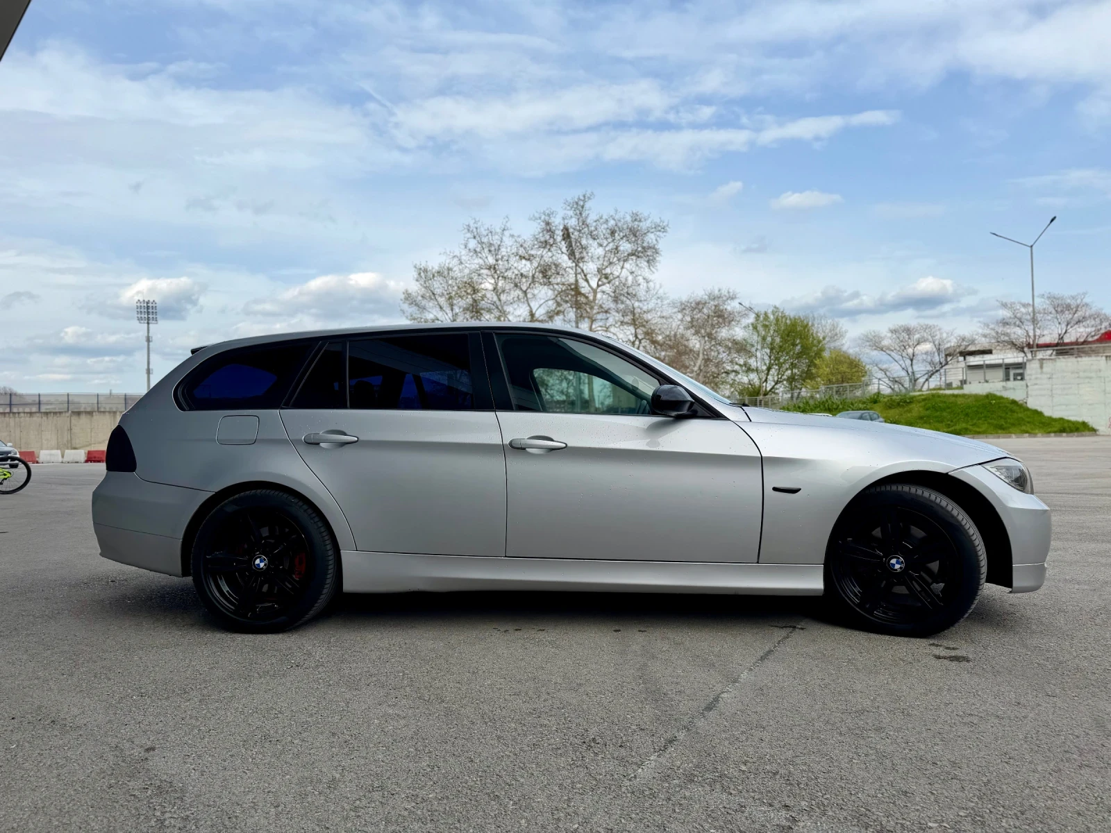 BMW 320, снимка 3 - Автомобили и джипове - 54181179