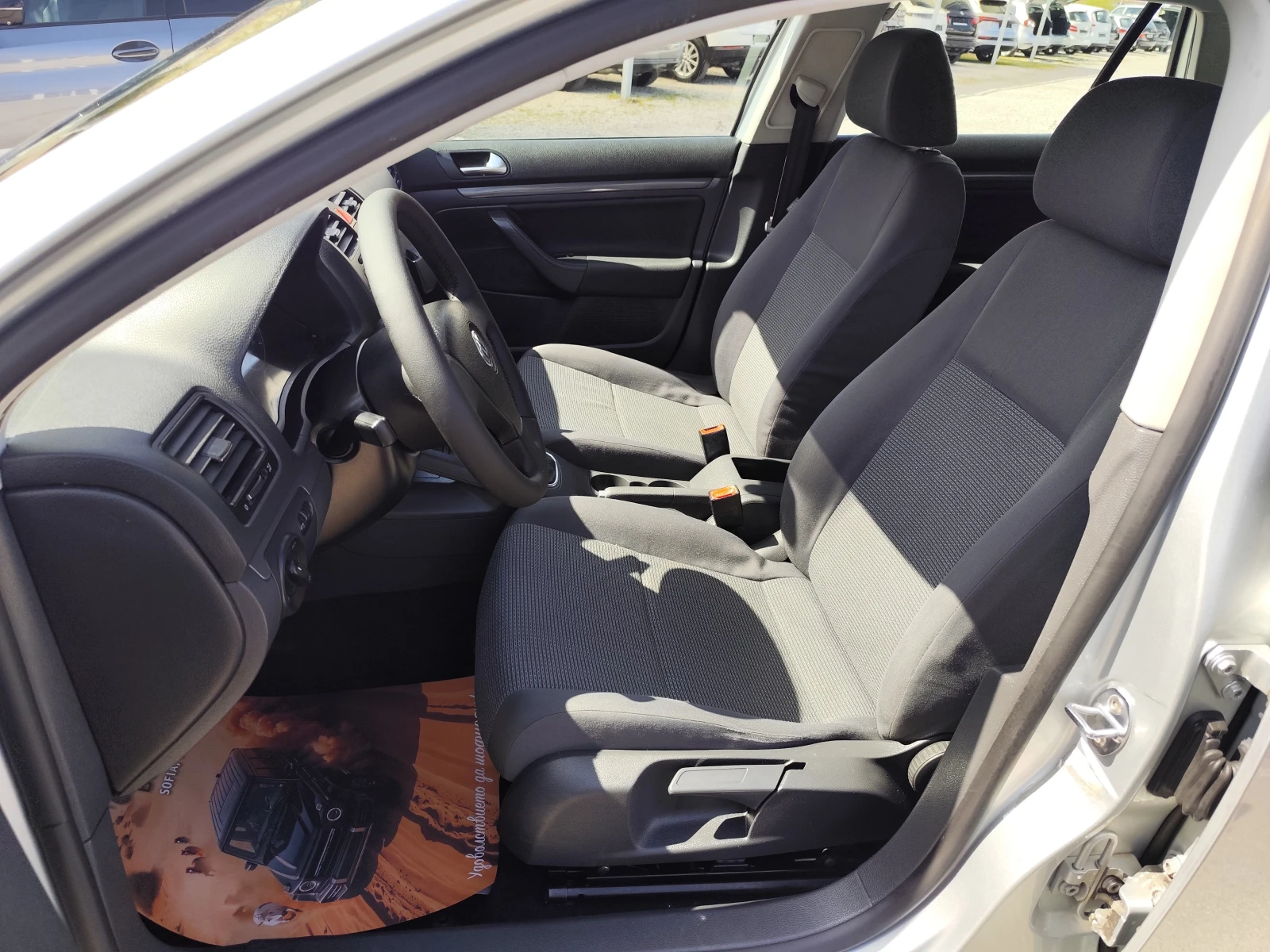 VW Golf 1.9TDi* klima* , снимка 7 - Автомобили и джипове - 54227896