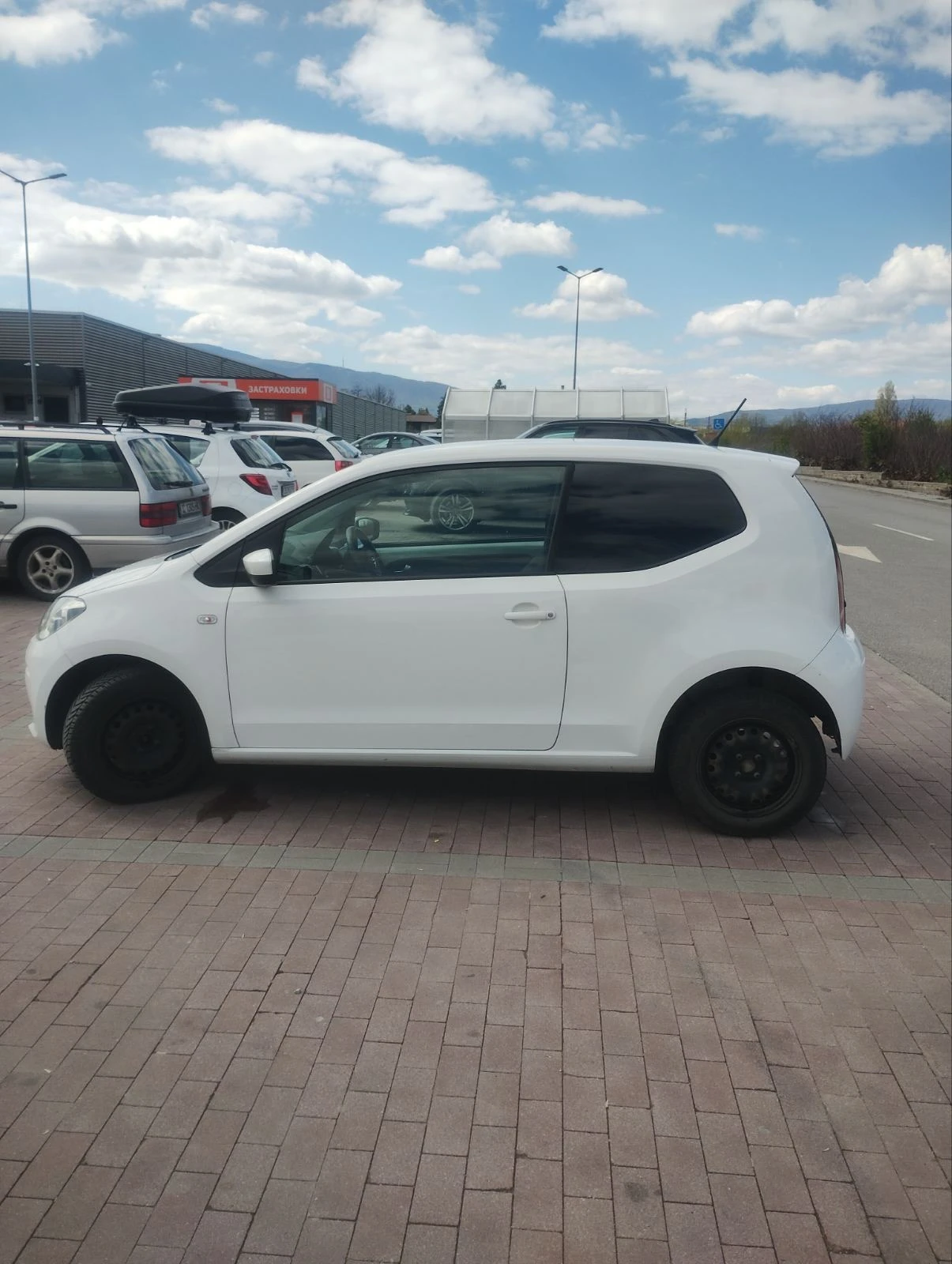 VW Up LPG, снимка 4 - Автомобили и джипове - 54331923