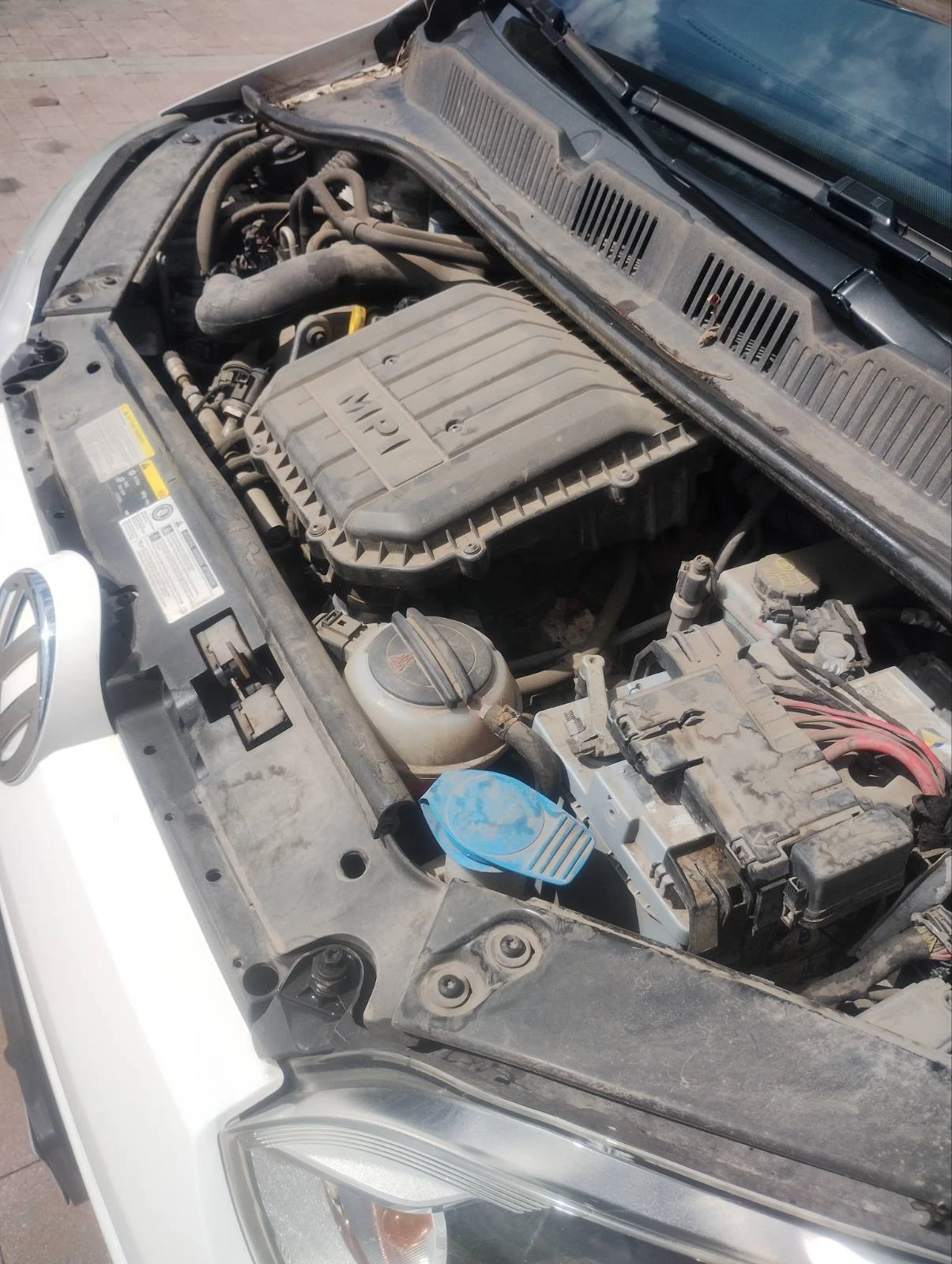 VW Up LPG, снимка 13 - Автомобили и джипове - 54331923