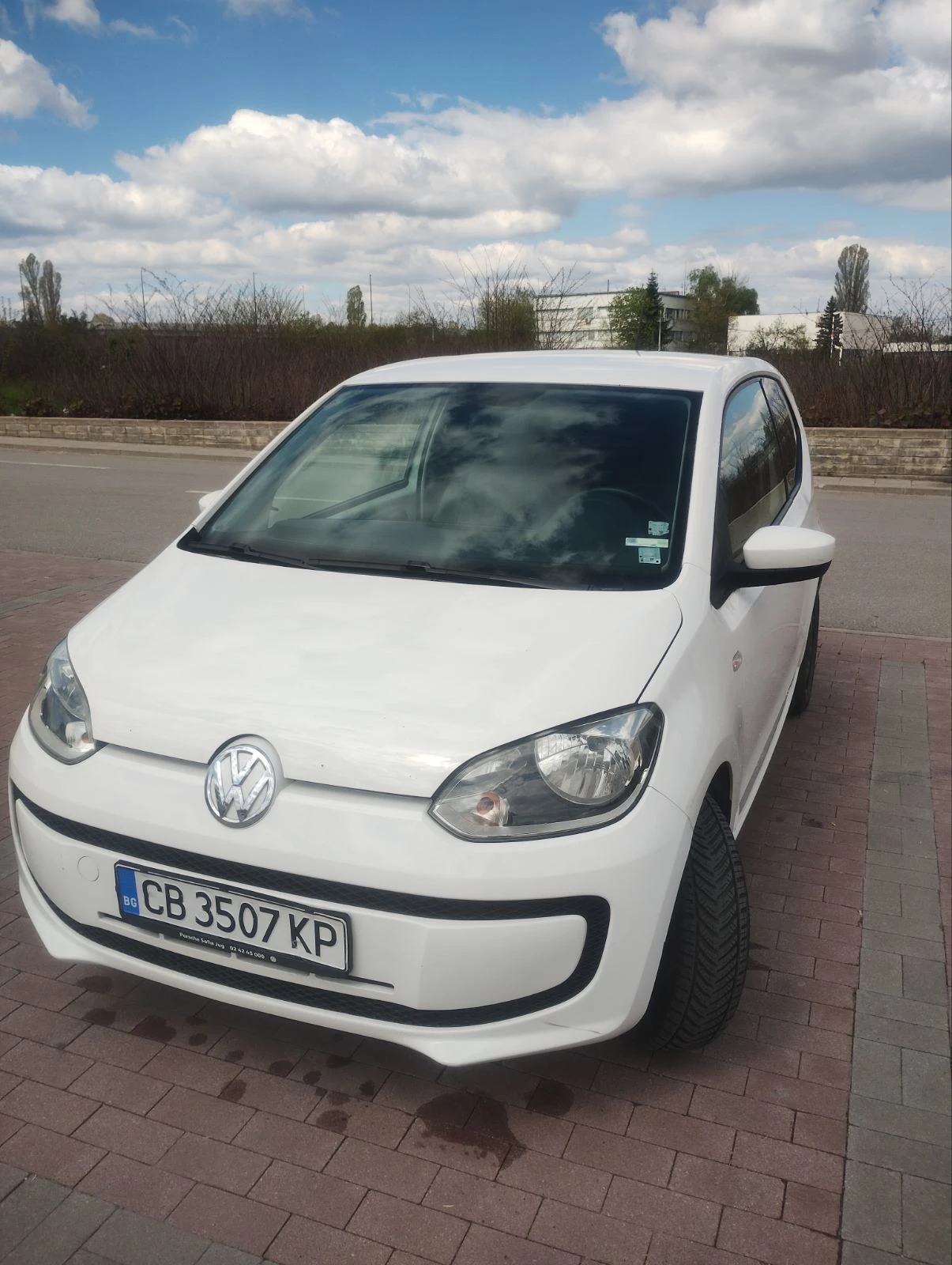 VW Up LPG, снимка 2 - Автомобили и джипове - 54331923