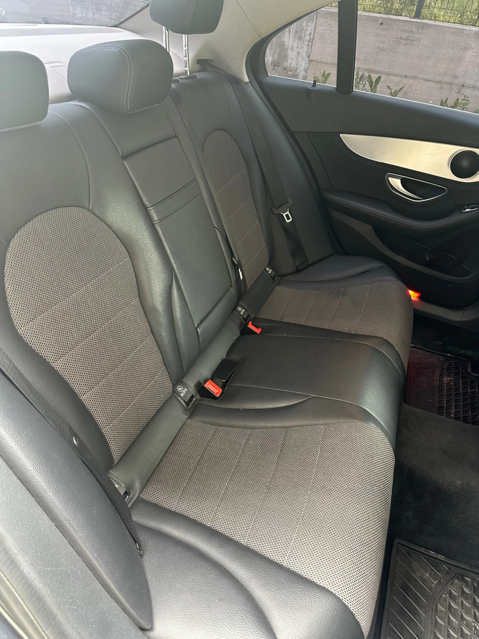 Mercedes-Benz C 200 Bluetec, Avantgarde, снимка 8 - Автомобили и джипове - 54479075