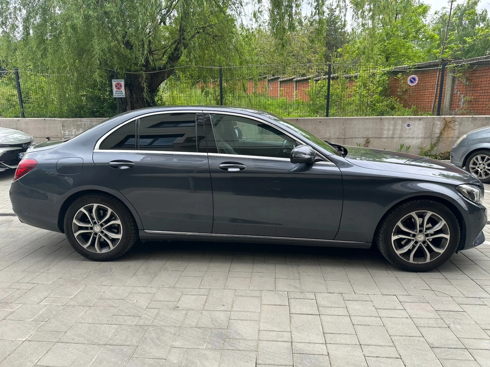 Mercedes-Benz C 200 Bluetec, Avantgarde, снимка 4 - Автомобили и джипове - 54479075